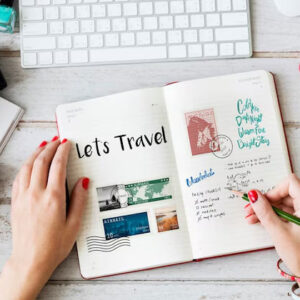 menyusun itinerary liburan
